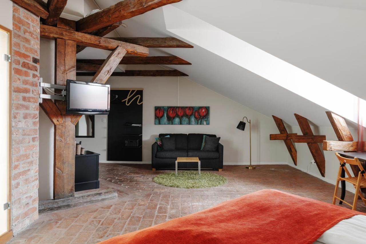 Hansson Sure Collection By Western 3*